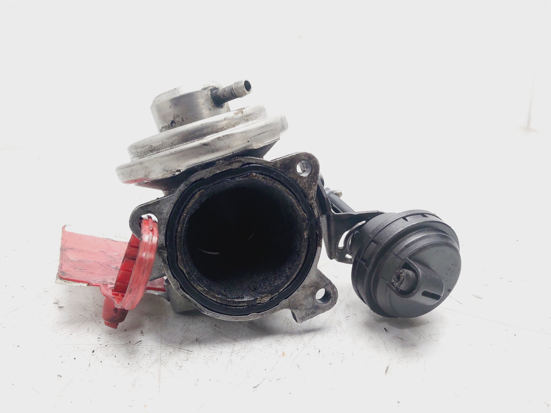 NISSAN Клапан EGR 038129637B 27278243