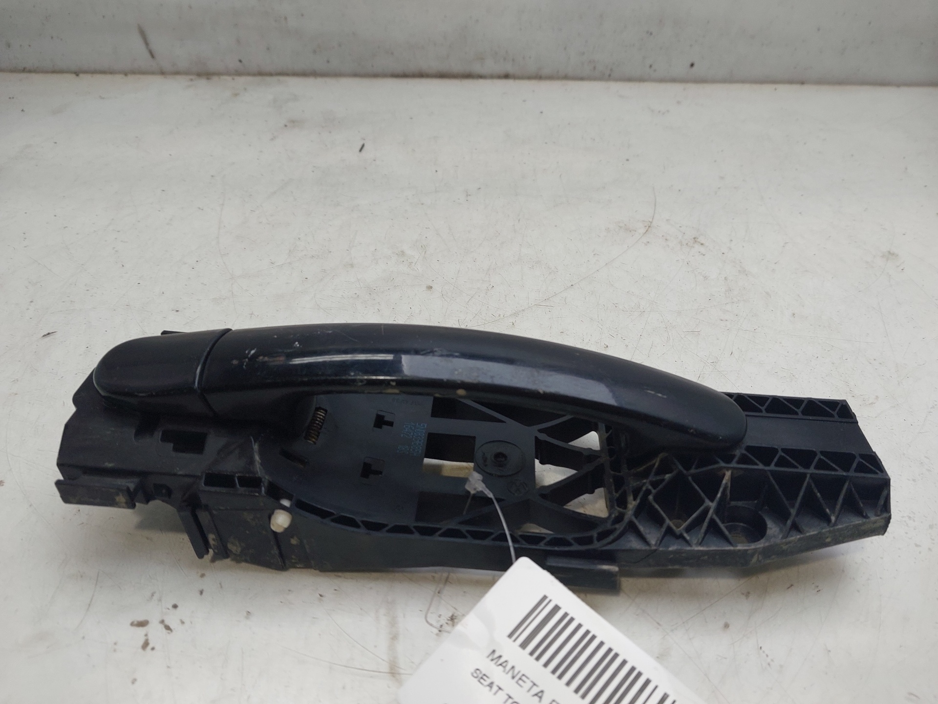 SEAT Toledo 4 generation (2012-2020) Front Right Door Exterior Handle 5N0837017E 23347270