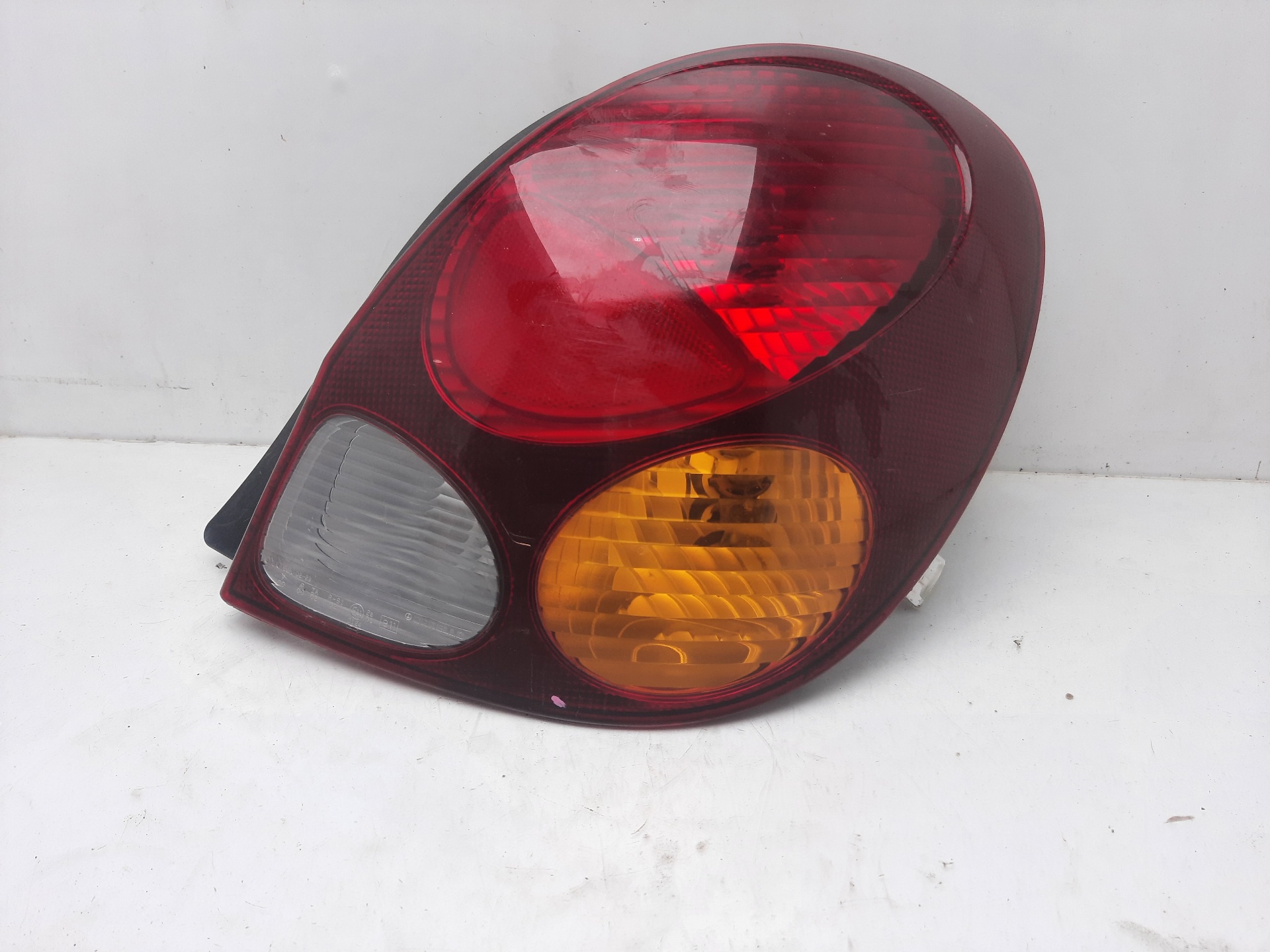 TOYOTA Corolla 8 generation E110 (1995-2002) Rear Right Taillight Lamp 54596293 23652096