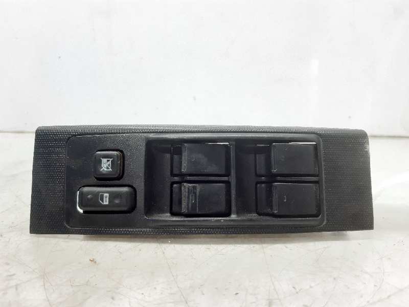 TOYOTA Corolla Verso 1 generation (2001-2009) Priekinių kairių durų langų pakėlimo mygtukai 848200F030 18571971