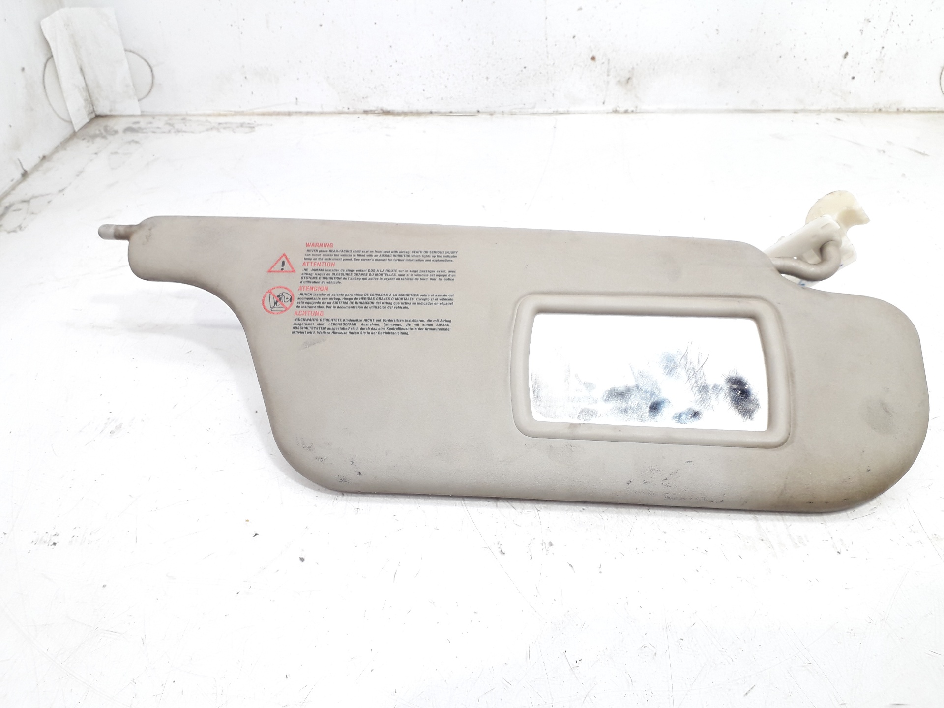 RENAULT Clio 3 generation (2005-2012) Right Side Sun Visor 8200294229 22304424