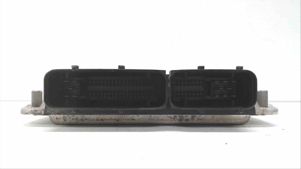 Switchboard engine uce AHF 0281010120 de Audi A3 (8l1) 1997-2001 - pieza usada
