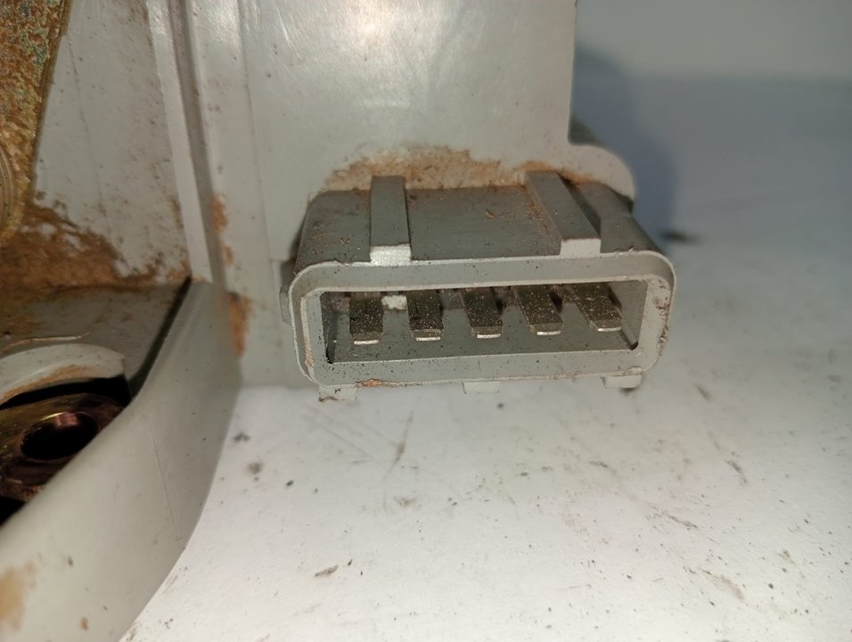 Cerradura puerta trasera derecha 913856 de Peugeot 306 1996-0 - pieza usada