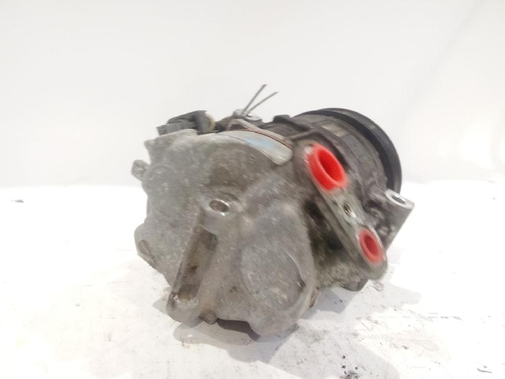 Compressor de ar condicionado B13DTC 95518238 de Opel Corsa e (x15) 2014-2022 75 CV - pieza usada