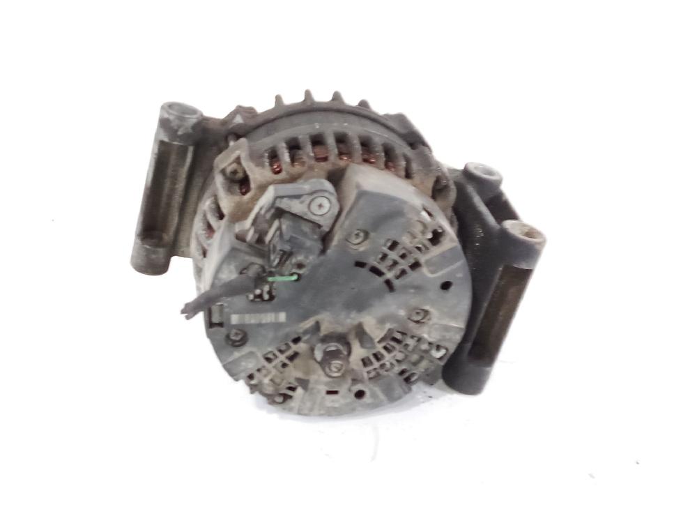 Alternador 4HH (P22DTE) 0125711102 de Peugeot Boxer furgoneta 0-0 131 CV - pieza usada