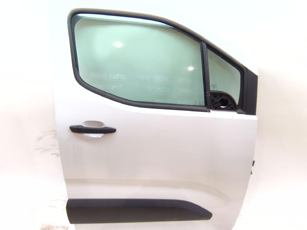 Porte avant droit ZK01 9831047380 de Peugeot Partner furgoneta/monovolumen (k9) 2018-0 136 CV