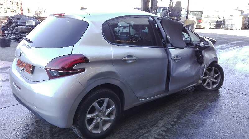 PEUGEOT 208 Peugeot 208 (2012-2015) Bal oldali motorblokk 9807450980, 9810216980 20143134