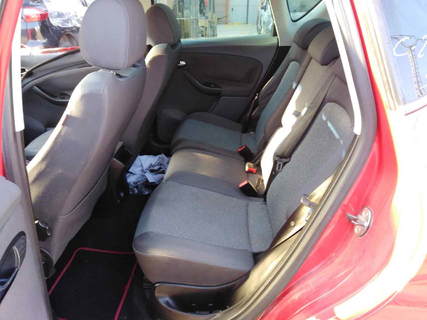 SEAT Toledo 3 generation (2004-2010) Маторчик стеклоподъемника передней левой двери 5P0837401A, 1K0959793D 21094970