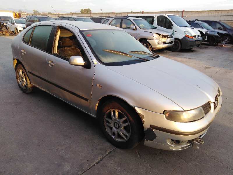 SEAT Leon 1 generation (1999-2005) Шина 1M0601025H,6JX15H2ET38 19347305