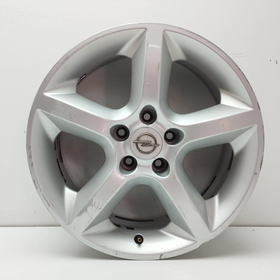 OPEL Astra H (2004-2014) Pneu 13288966, 7JX17ET39, 5H5X110 19349704