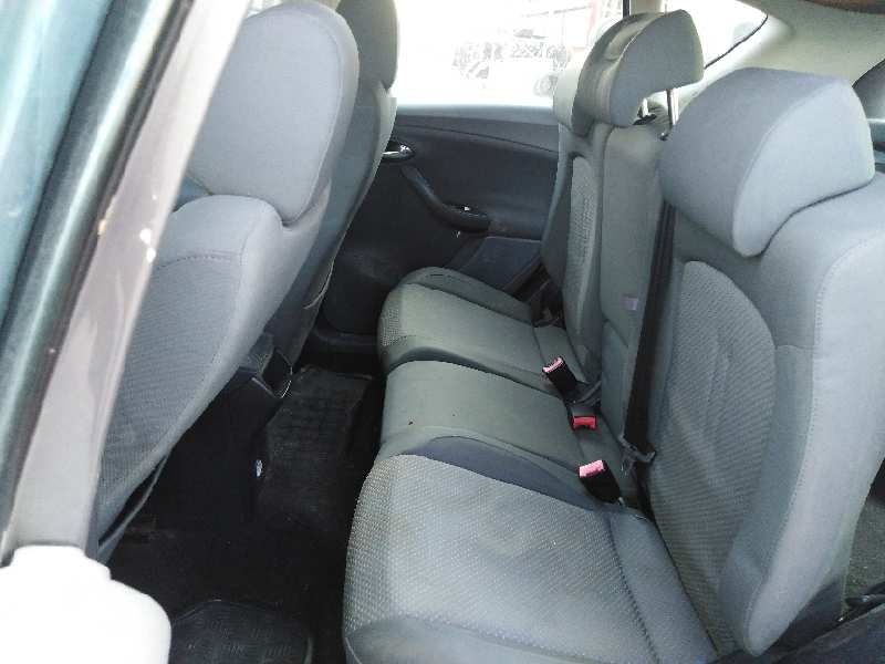 SEAT Altea 1 generation (2004-2013) Блок предохранителей 1K0937124K 22784263