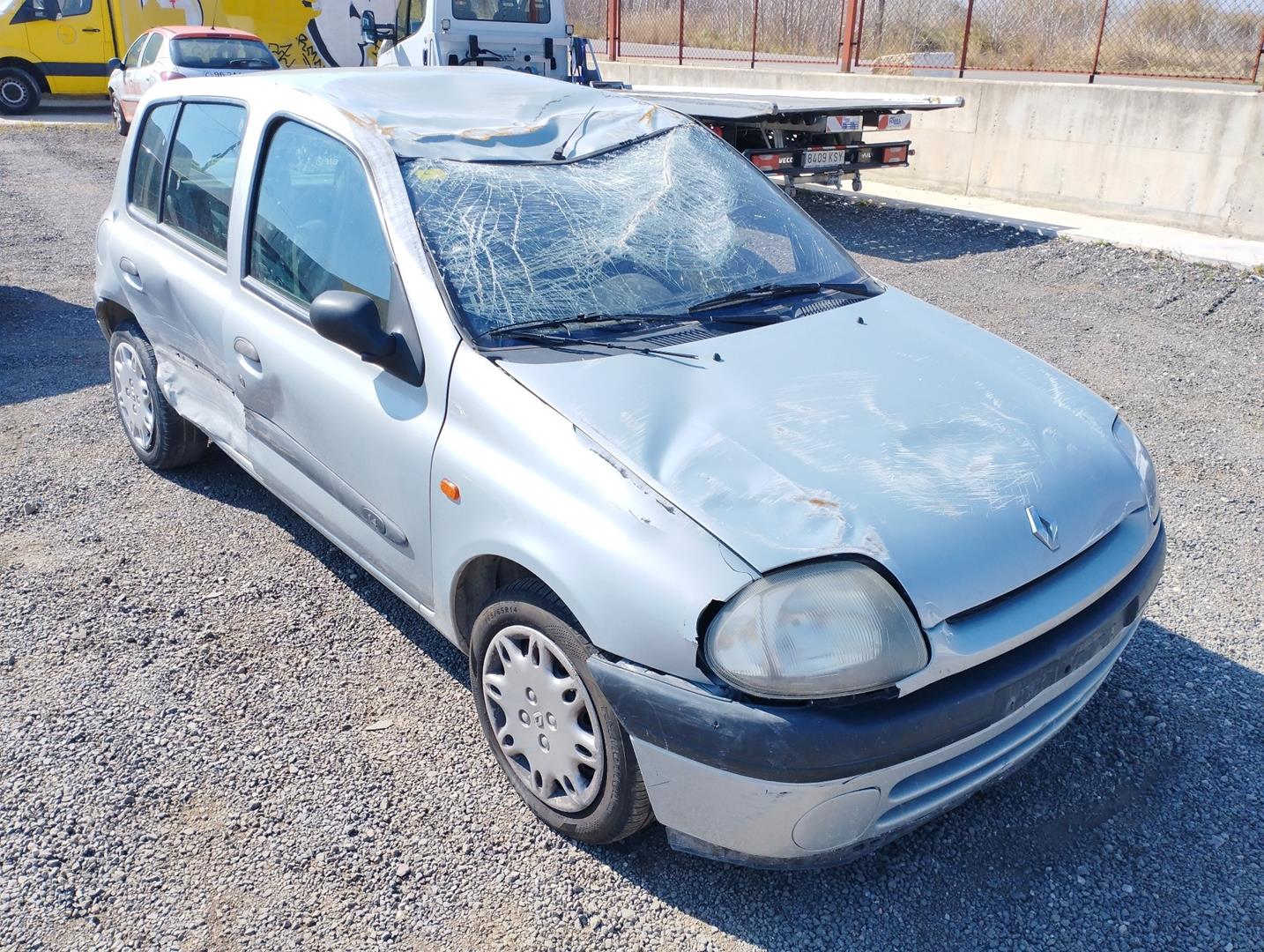 RENAULT Clio 2 generation (1998-2013) Generatorius 7700434899, 87A, 0124325031 21739178