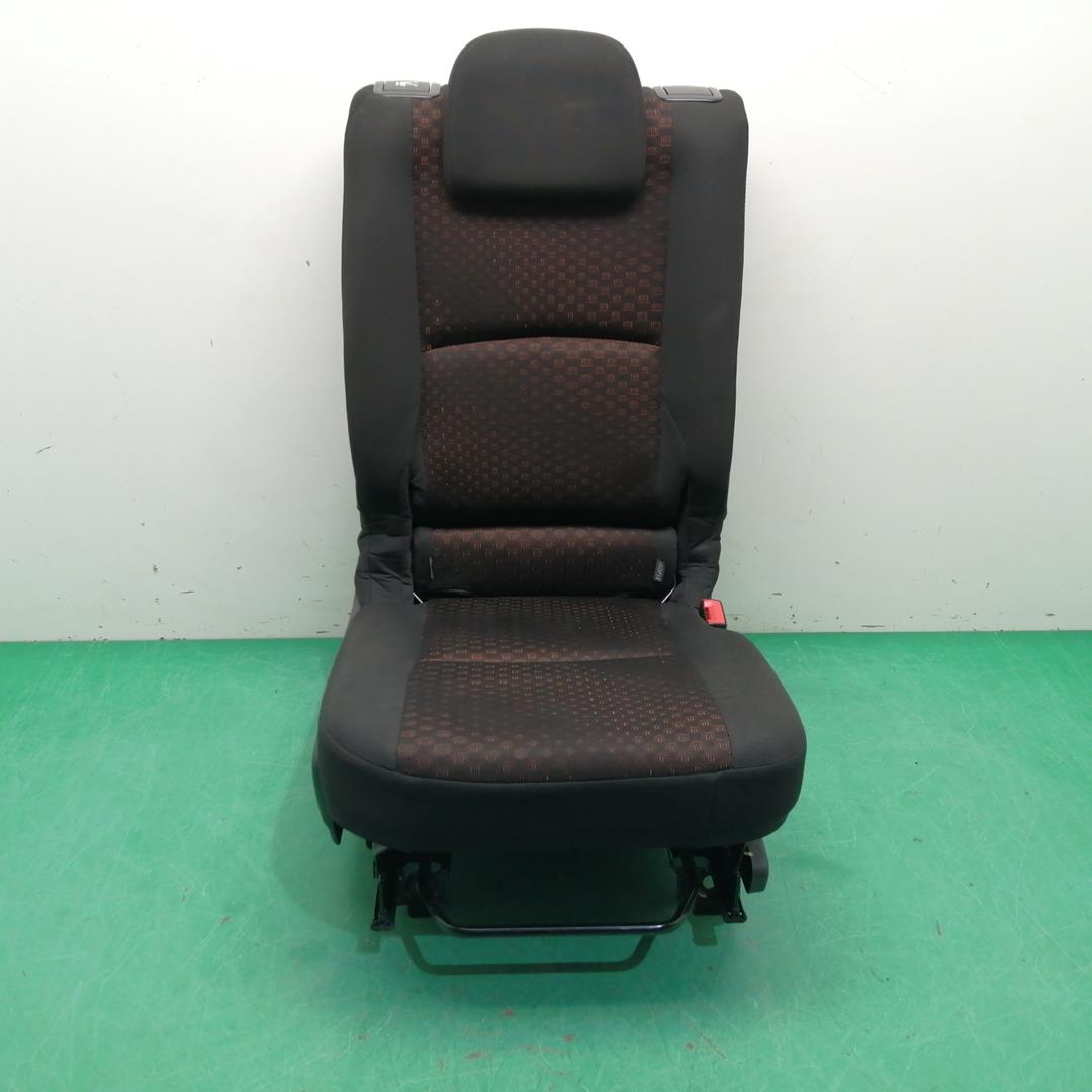 TOYOTA Verso 1 generation (2009-2015) Rear Seat OBSERVARFOTOS 22322456