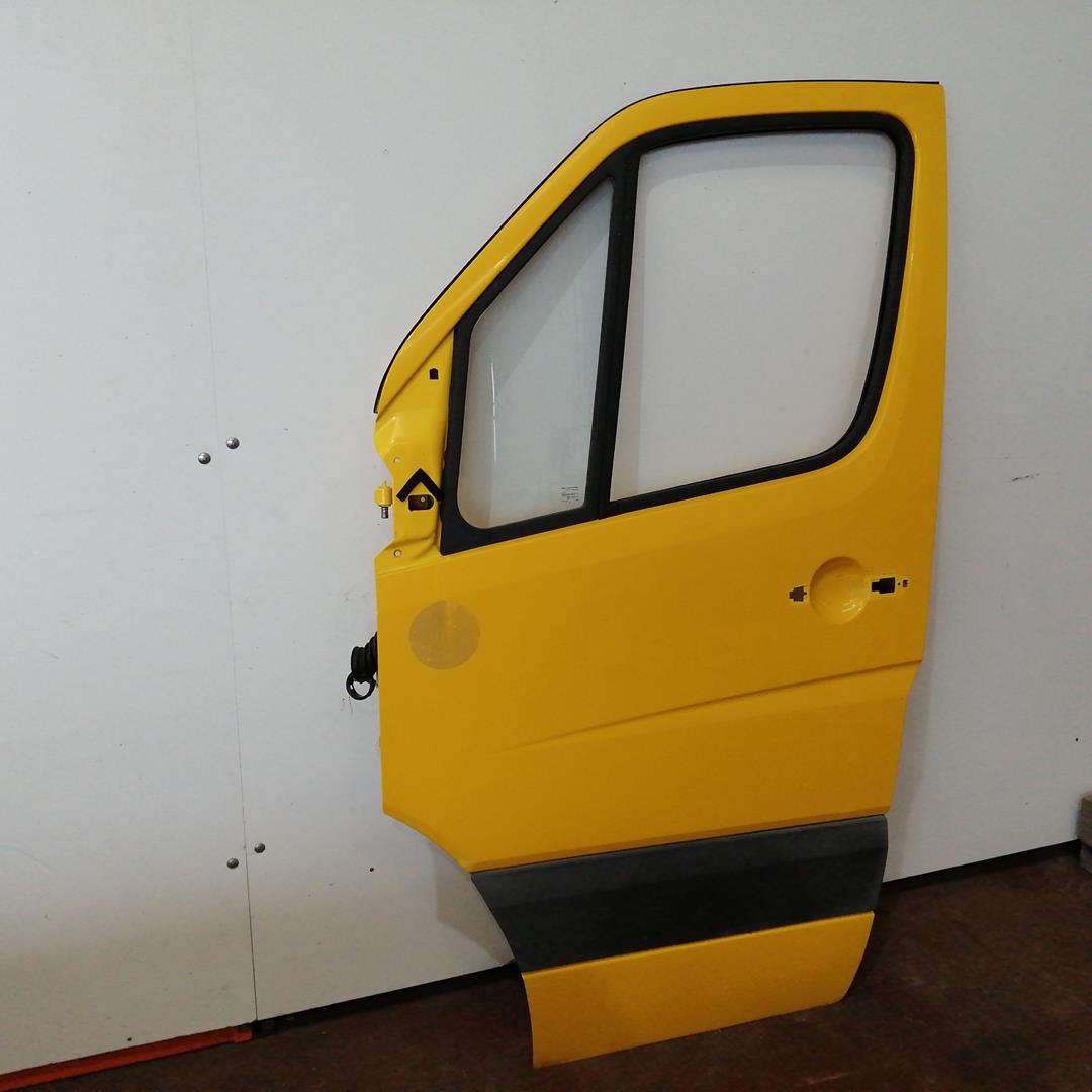 MERCEDES-BENZ Sprinter 2 generation (906) (2006-2018) Дверь передняя левая OBSERVARFOTOS 24547143