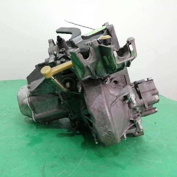 CITROËN C5 1 generation (2001-2008) Gearbox 20DM65 19102498