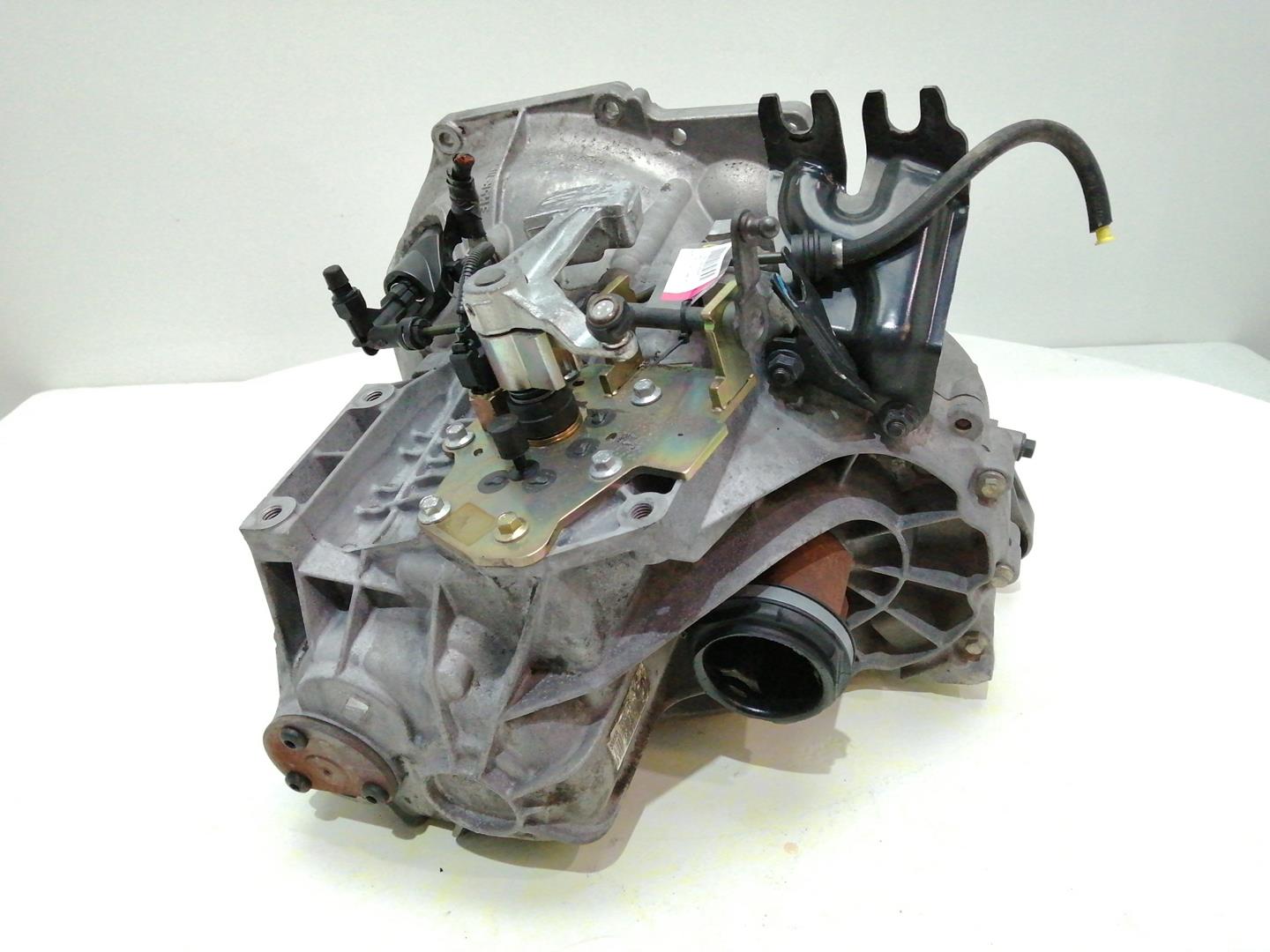 VOLVO S40 2 generation (2004-2012) Gearbox 3M5R7002YF 19314970