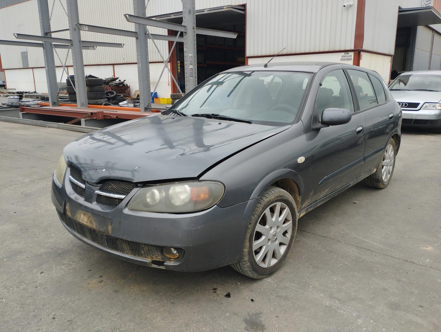 NISSAN Almera N16 (2000-2006) Vänster bakljus bak 26555BN702 24056371