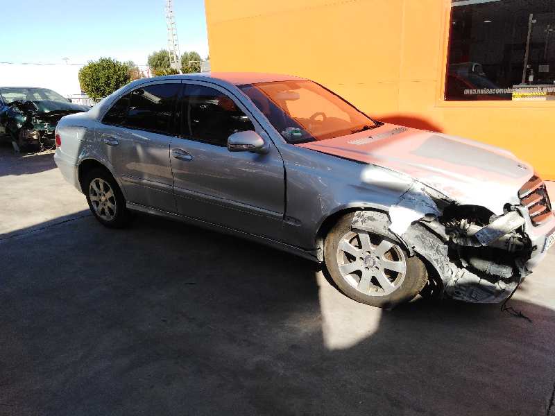 MERCEDES-BENZ E-Class W211/S211 (2002-2009) Galinės dešinės durys A2117300205 22782846