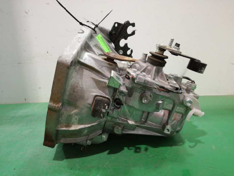 CHEVROLET Aygo 2 generation (2014-2024) Gearbox 20TT55 19008546