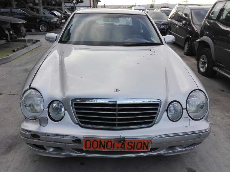 MERCEDES-BENZ E-Class W210 (1995-2002) Dekk A2104011302, 75JX16H2ET41 19347324