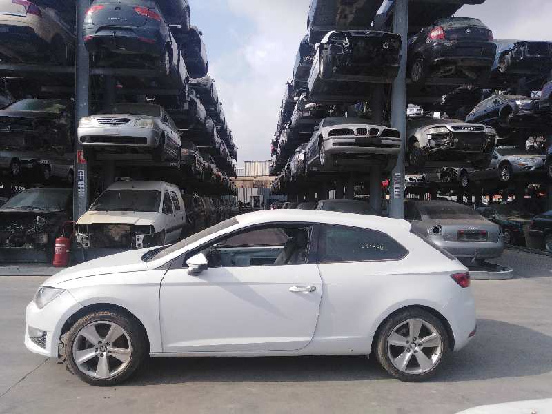 SEAT Leon 3 generation (2012-2020) Другие детали подвески 5Q0199555R 20143531