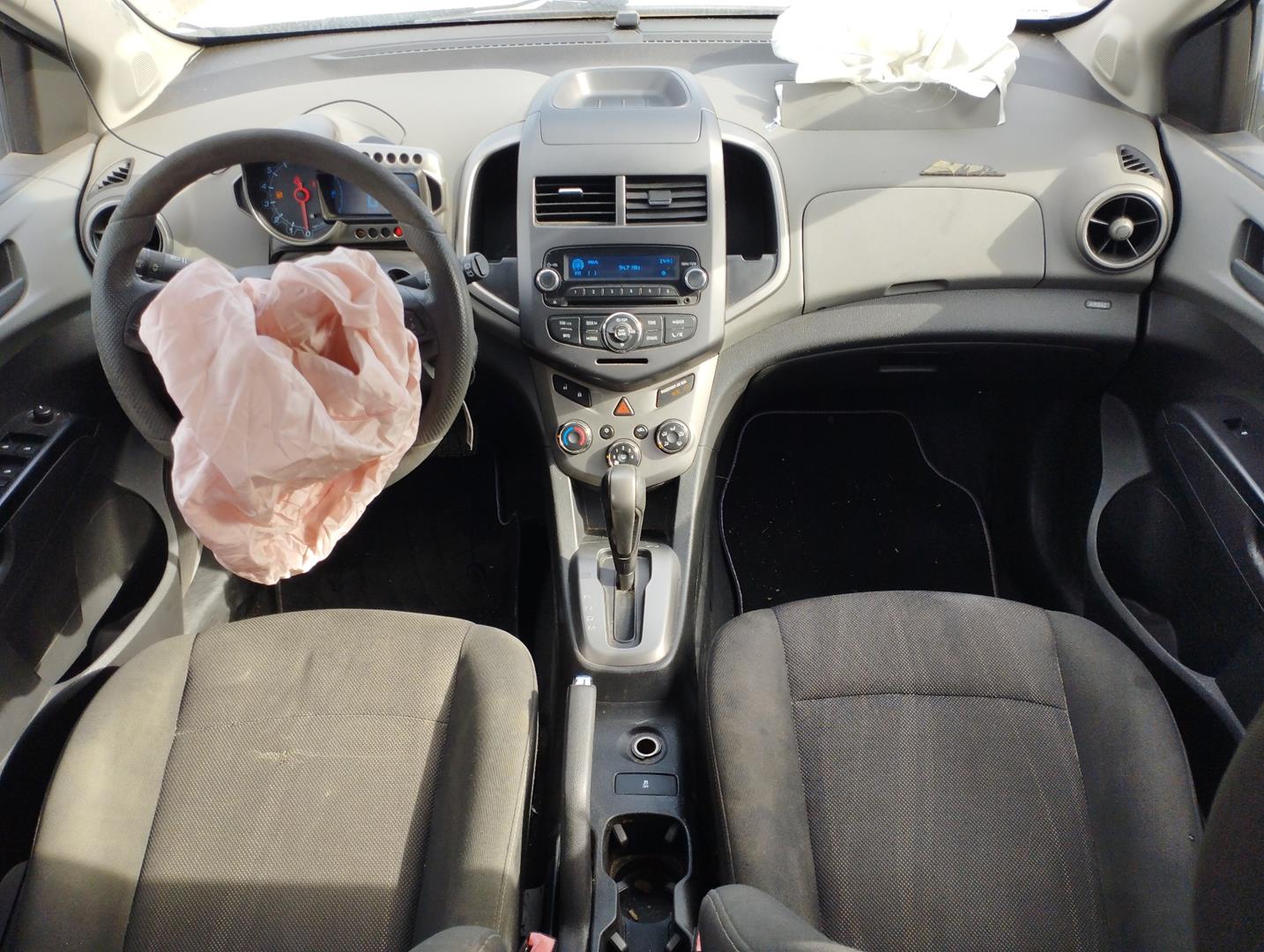 CHEVROLET AVEO Hatchback (T250, T255) (2007-dabar) Įsiurbimo kolektorius 55563664, OBSERVARFOTOS 22785923