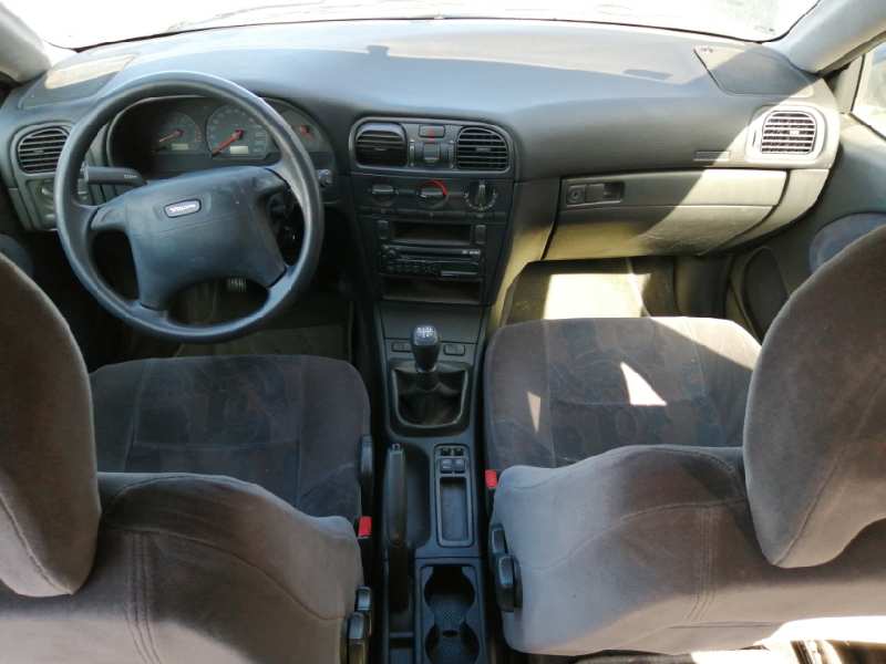 VOLVO V40 1 generation (1996-2004) Front Left Door NECESITAREPARACION 19309713