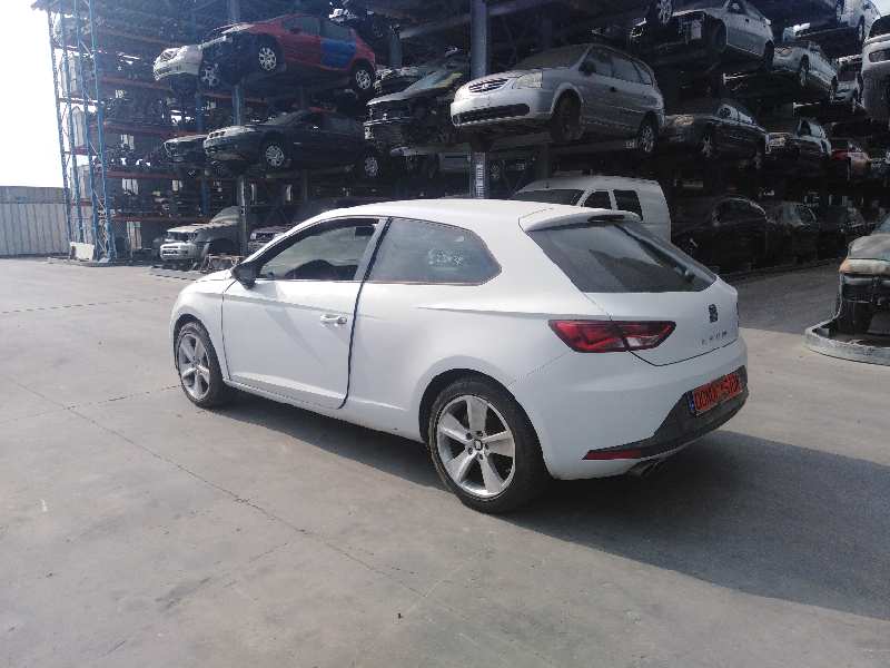 SEAT Leon 3 generation (2012-2020) Egy felfüggesztés alkatrészei 5Q0199555R 20143531