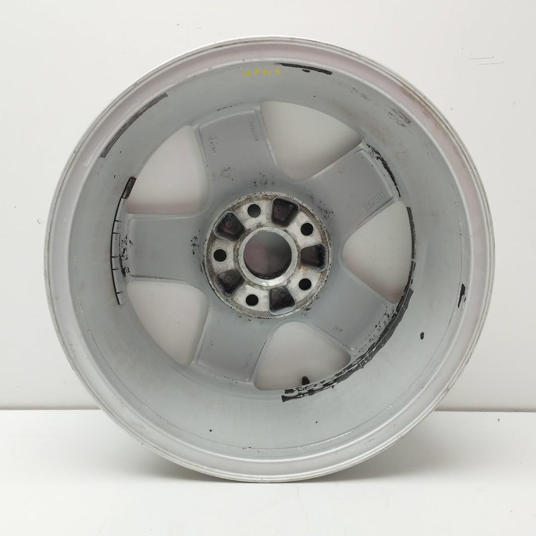 AUDI A6 C5/4B (1997-2004) Dæk 4Z7601025B,65JX16H2ET16,5H5X110 19349693