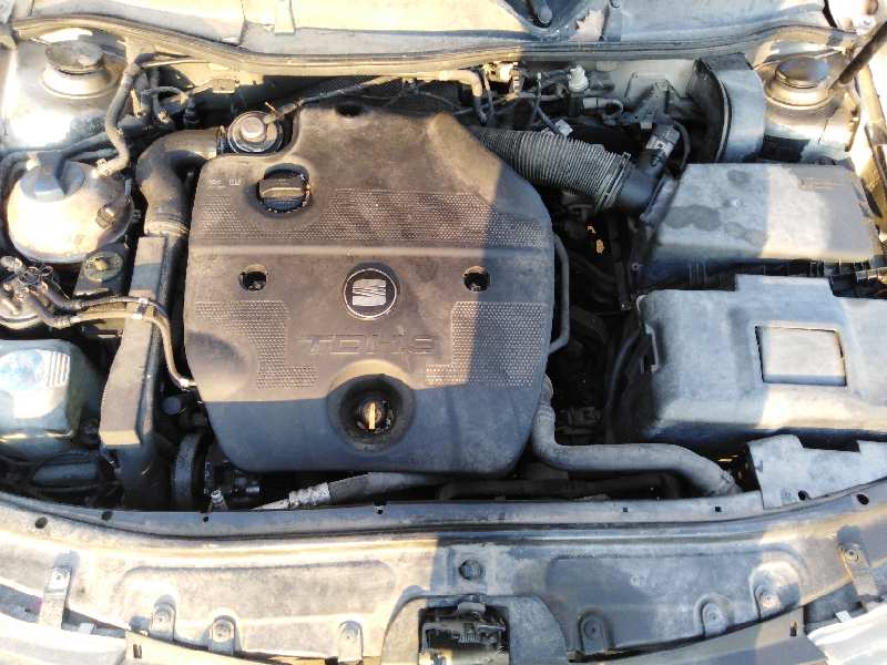 SEAT Leon 1 generation (1999-2005) Шина 1M0601025H,6JX15H2ET38 19347305