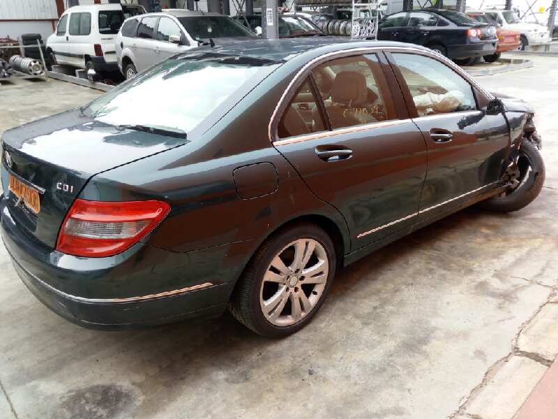 MERCEDES-BENZ C-Class W204/S204/C204 (2004-2015) Aripa stânga față OBSERVARFOTOS 22784682