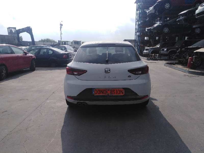 SEAT Leon 3 generation (2012-2020) Egy felfüggesztés alkatrészei 5Q0199555R 20143531