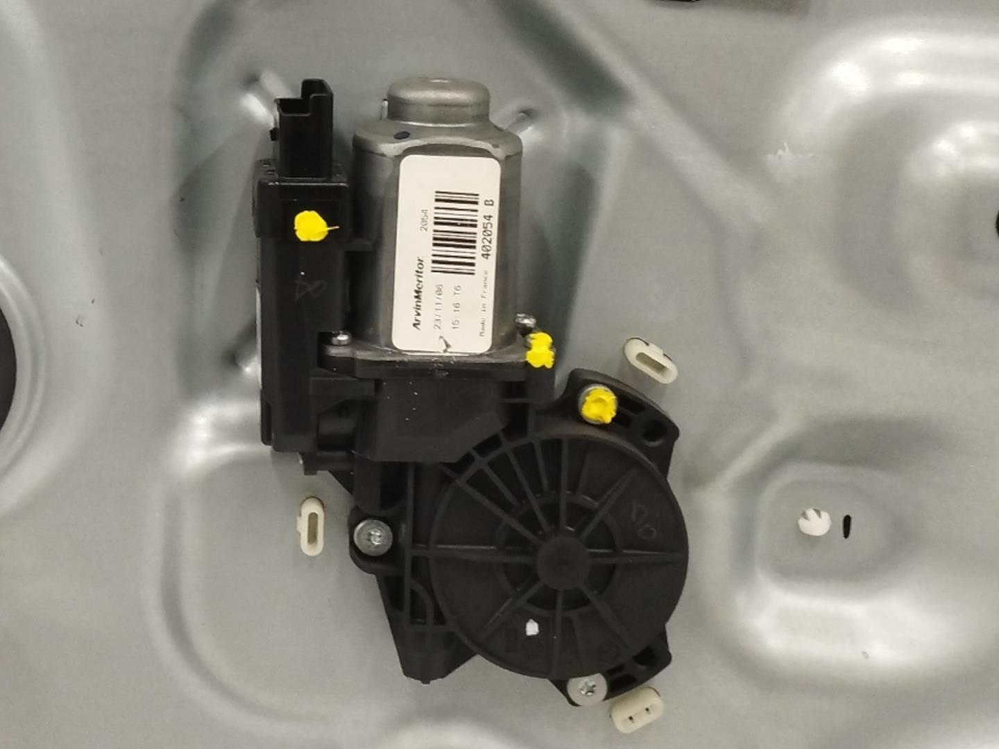 KIA Cee'd 1 generation (2007-2012) Vindusregulator foran høyre dør 824801H070 21187041