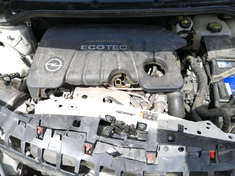 OPEL Astra J (2009-2020) Kitos salono dalys 95247248 24057001