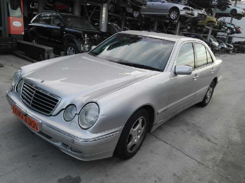 MERCEDES-BENZ E-Class W210 (1995-2002) Dekk A2104011302, 75JX16H2ET41 19347324