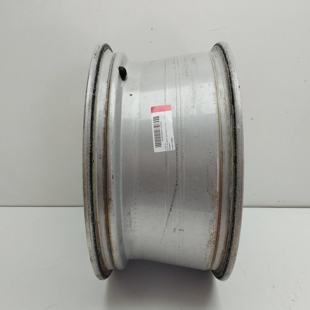 AUDI A6 C6/4F (2004-2011) Tire 4F0601025AJ, 75JX16H2ET45, 5H5X110 19384209