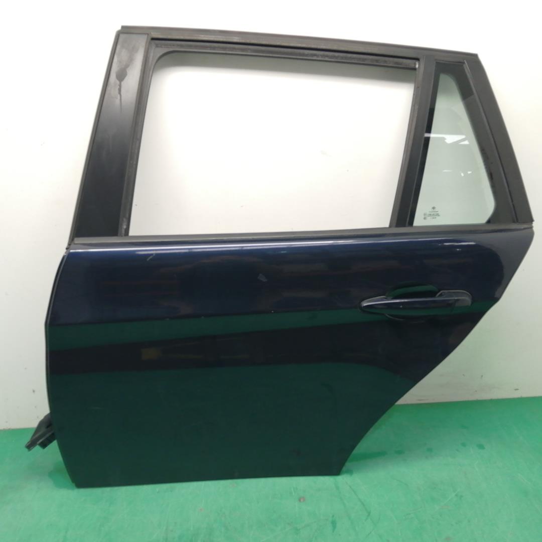 BMW 3 Series E90/E91/E92/E93 (2004-2013) Rear Left Door 41007203675 22288583