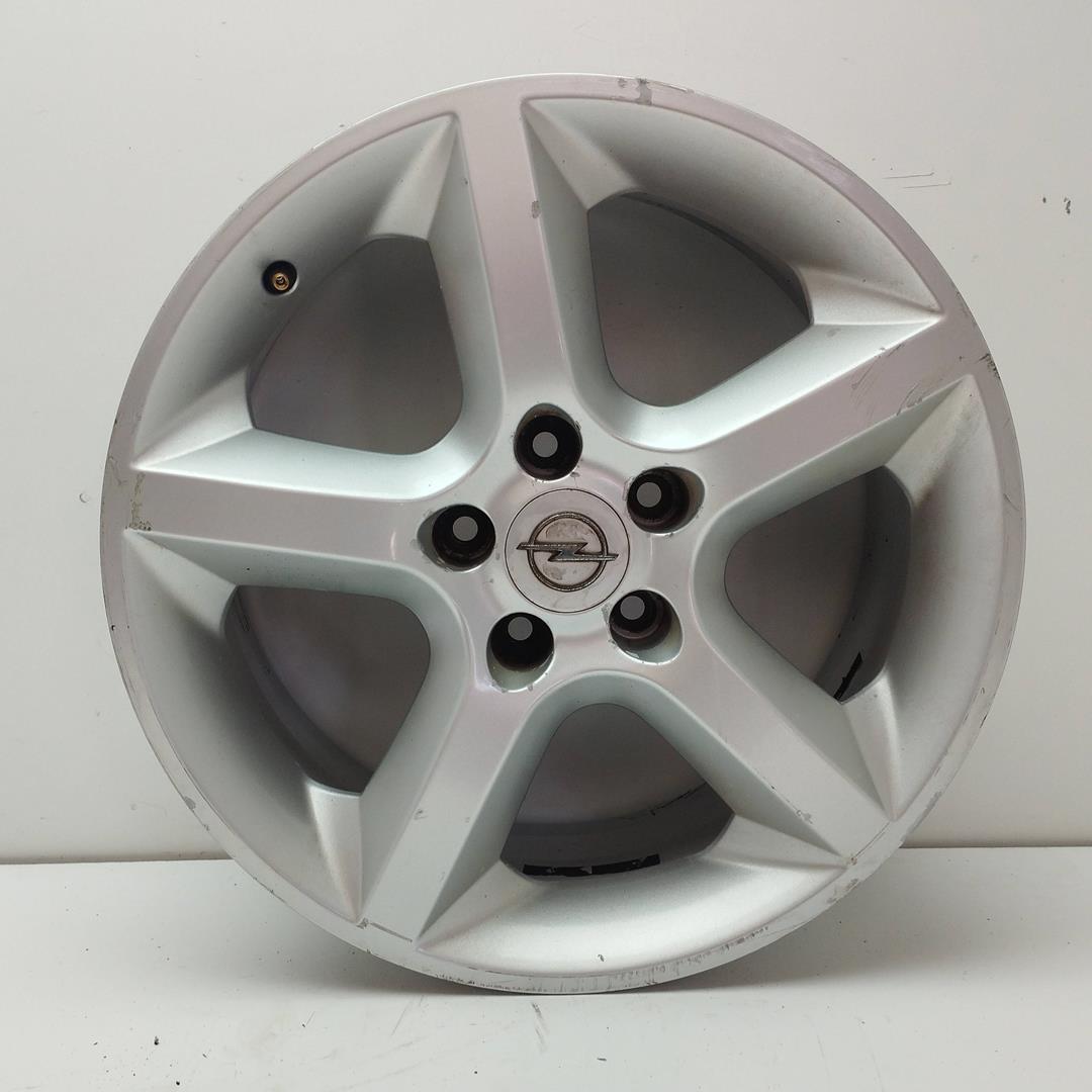 OPEL Astra H (2004-2014) Pneu 13288966, 7JX17ET39, 5H5X110 19347754