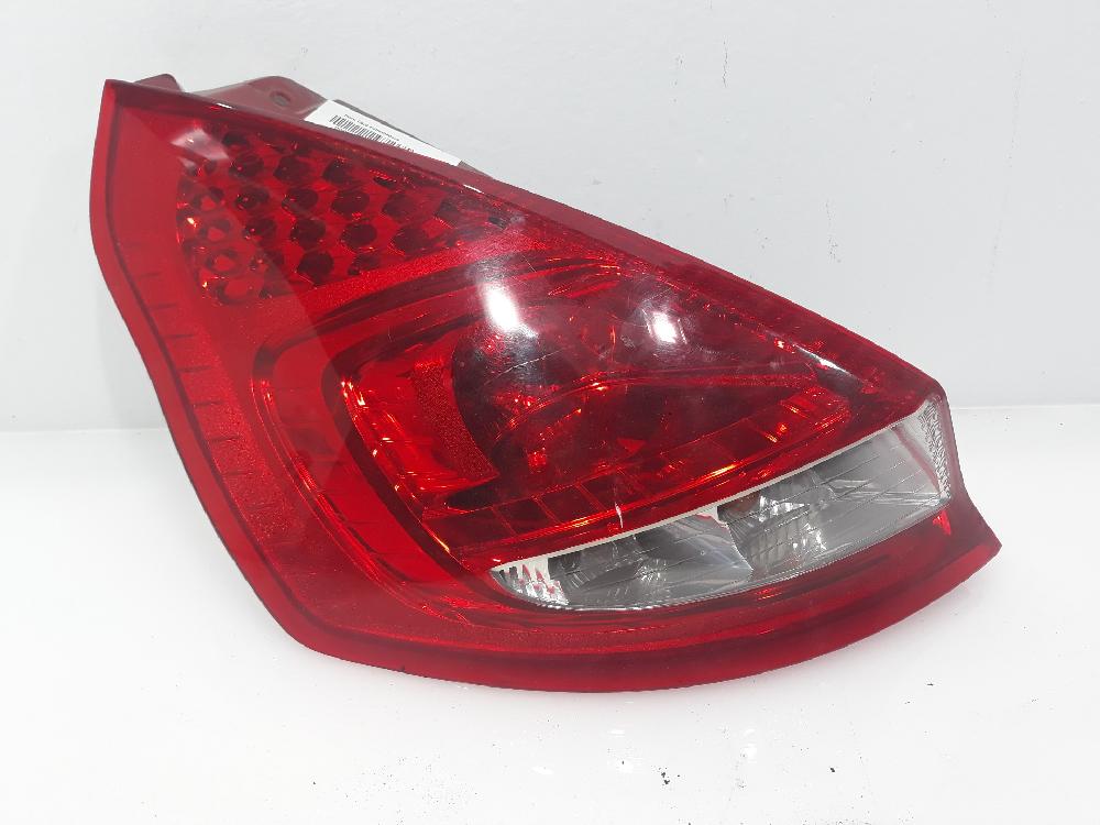 Feu arrière gauche KVJA 1709553 de Ford Fiesta vi (cb1, ccn) 2008-2013 70 CV