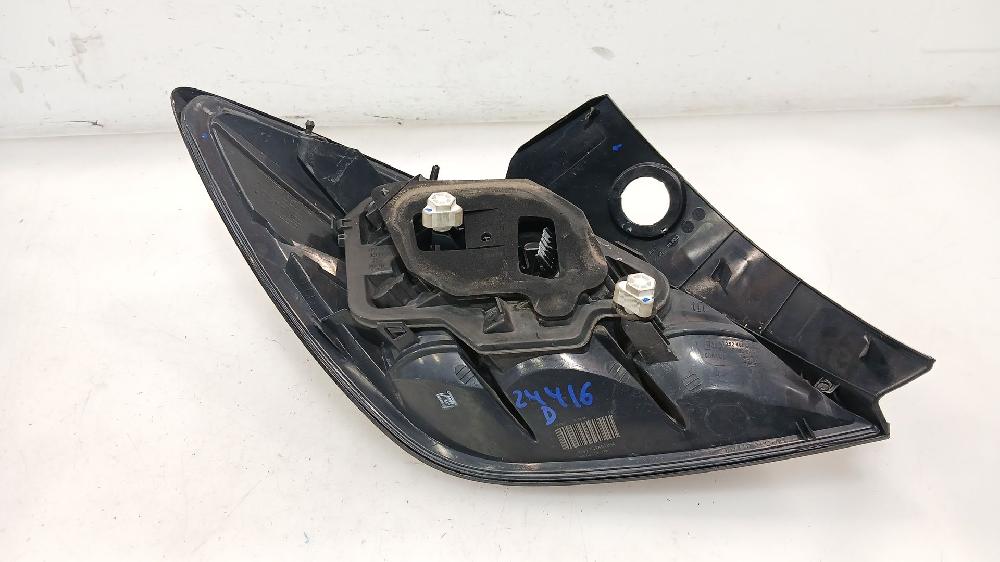 Rear lamp rh Z19DT 93190791 de Opel Astra h gtc (a04) 2005-2010 120 CV con 371703 km - pieza usada