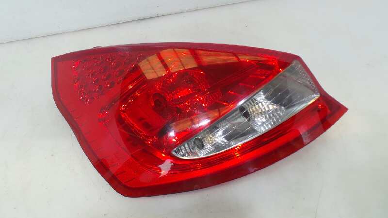 Feu arrière gauche HHJC 1709553 de Ford Fiesta vi (cb1, ccn) 2008-2013 90 CV