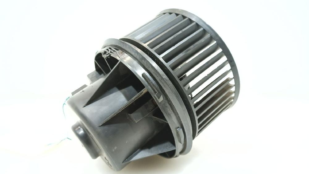 Ventilador calefacción UFDA 1362640 de Ford Kuga i 2008-2012 140 CV con 206183 km - pieza usada