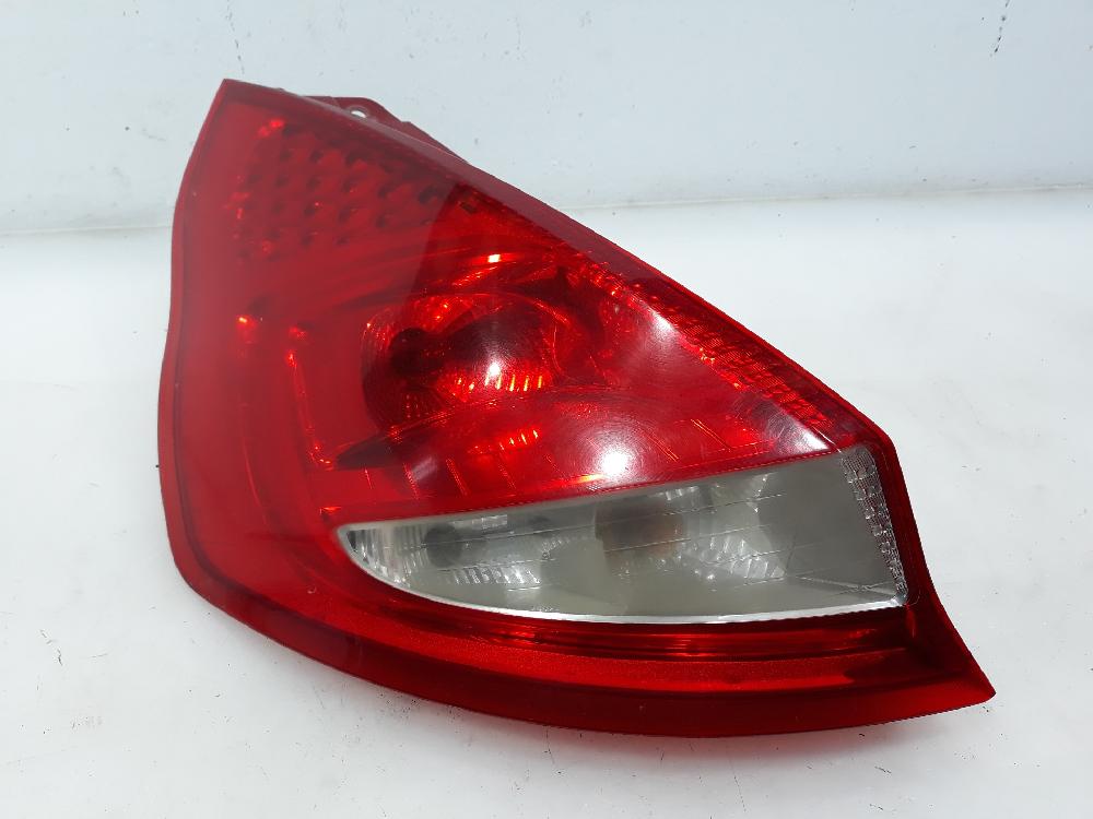 Feu arrière gauche F6JD 1709553 de Ford Fiesta vi (cb1, ccn) 2008-2013 68 CV con 162340 km