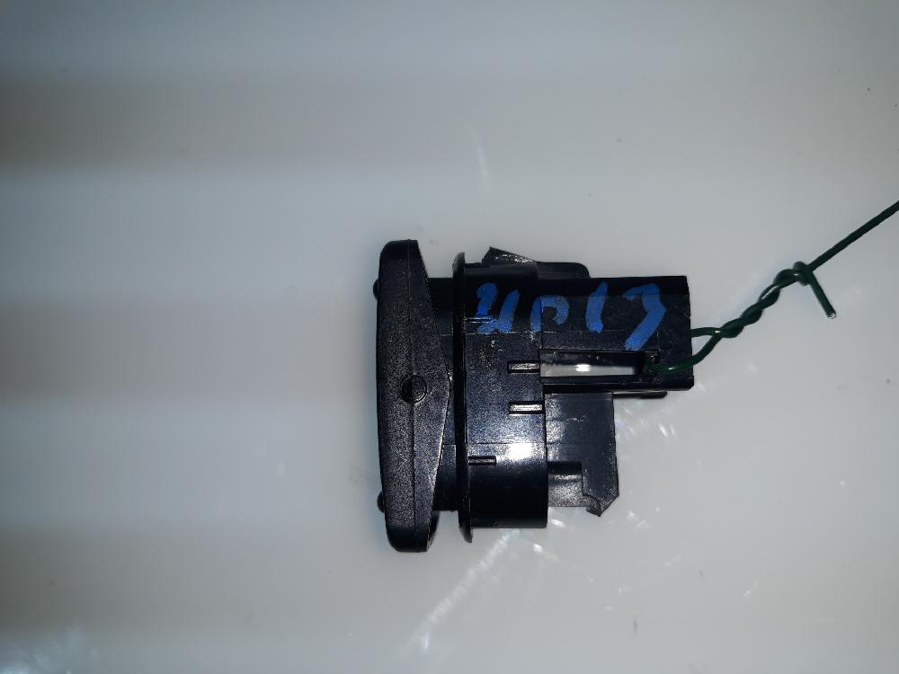 Interruttore alzacristalli posteriore destro QXWB 1428969 de Ford S-max (ca1) 2006-2016 140 CV - pieza usada