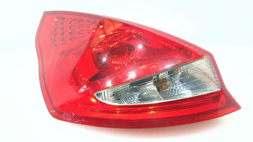 Feu arrière gauche F6JD 1709553 de Ford Fiesta vi (cb1, ccn) 2008-0 68 CV con 259580 km