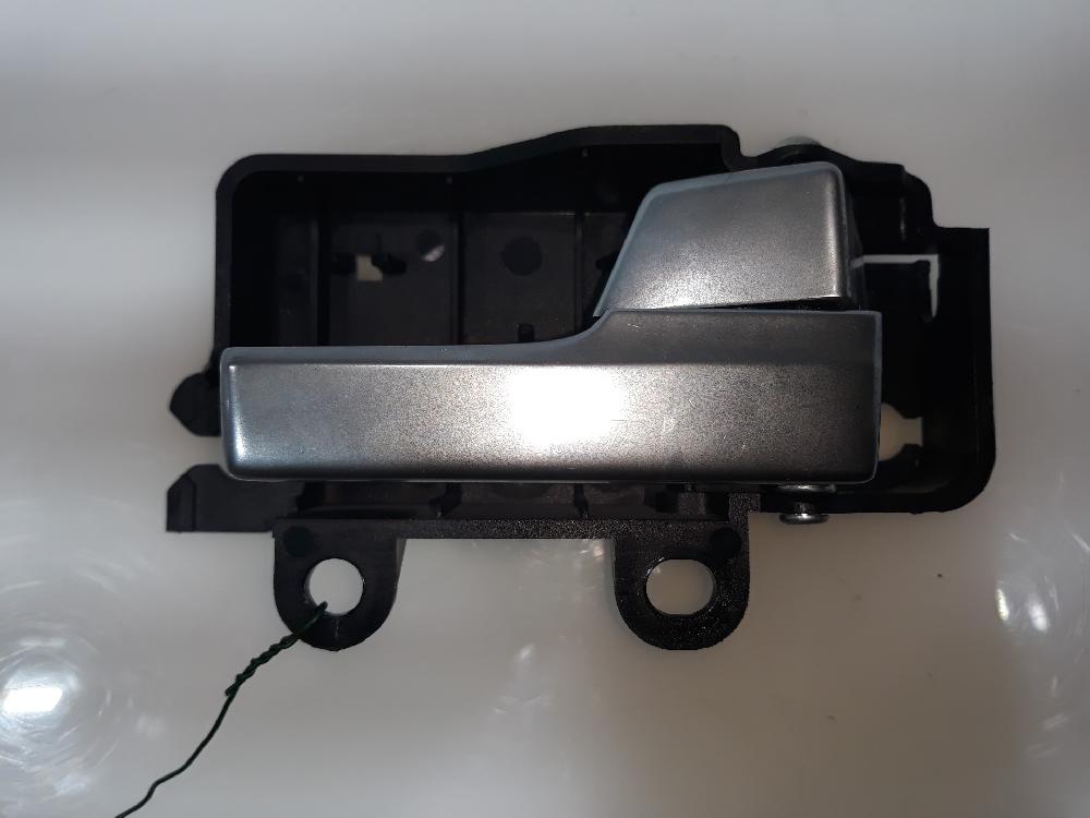 Maneta interior delantera derecha LHD 1470111 de Ford C-max (dm2) 2007-2010 110 CV con 150564 km