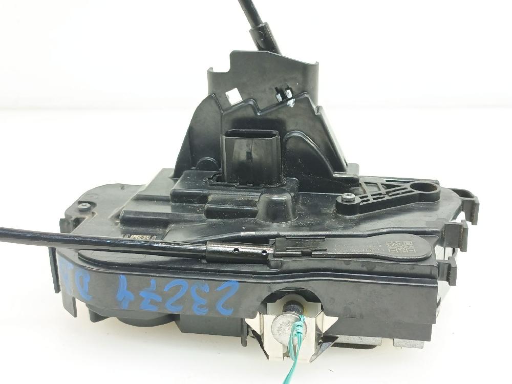 Front lock door rh B7JA,B7JB,B7JE 2338022 de Ford Puma (j2k, cf7) 2019-0 125 CV - pieza usada