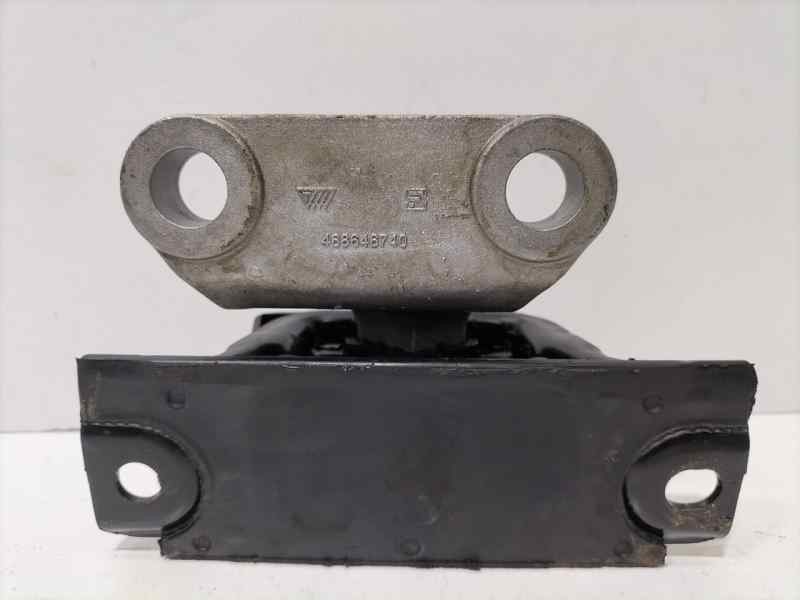 Soporte motor izquierdo B14XER 13371838 de Opel Corsa c (x01) 2003-2009 90 CV - pieza usada