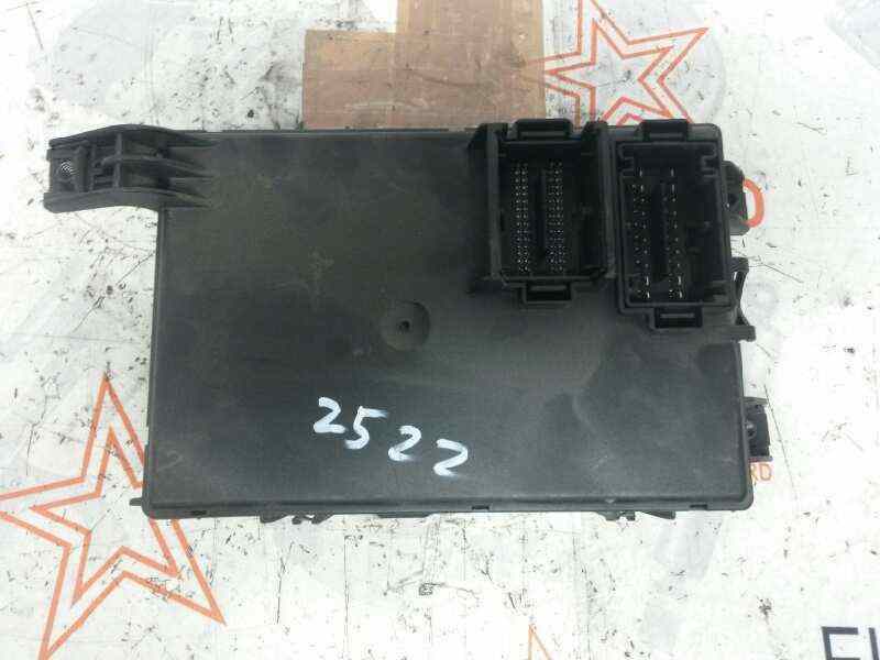 Caja de relés / fusibles Z13DTH 13142241 de Opel Corsa d van (s07) 2010-2014 90 CV con 2 km