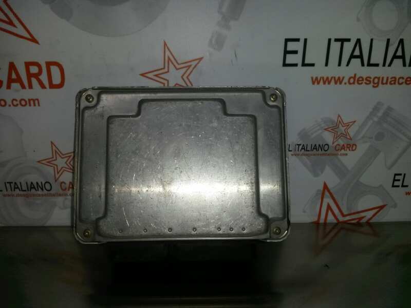 Switchboard engine uce 0281010377 de Volkswagen Polo (9n1) 2001-2005 64 CV - pieza usada